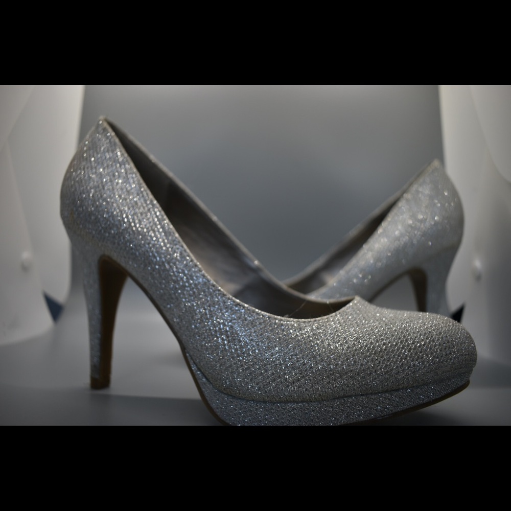 Silver sparkly 3inch heels